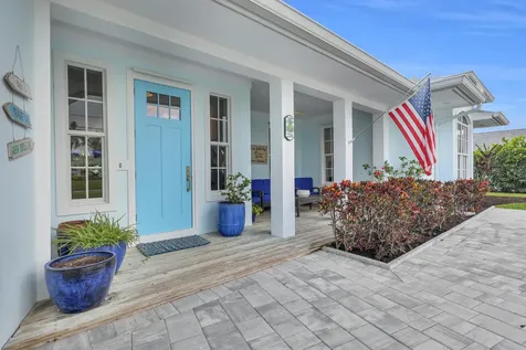 236 Fairway E Tequesta FL 33469