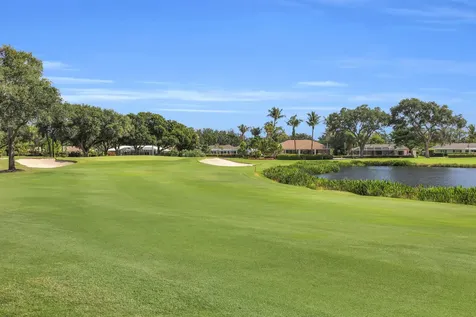 236 Fairway E Tequesta FL 33469