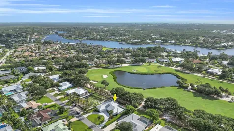 236 Fairway E Tequesta FL 33469