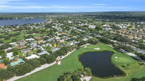 236 Fairway E Tequesta FL 33469