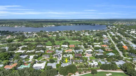 236 Fairway E Tequesta FL 33469