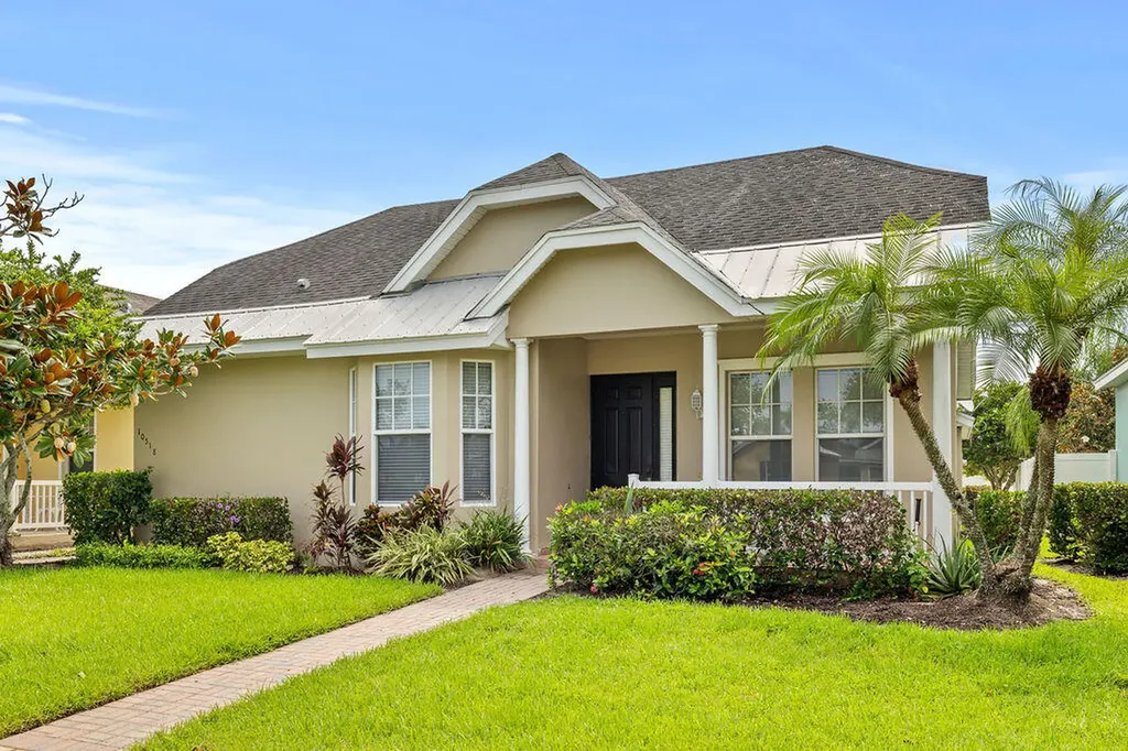 10518 SW Westlawn Boulevard Port St Lucie FL 34987