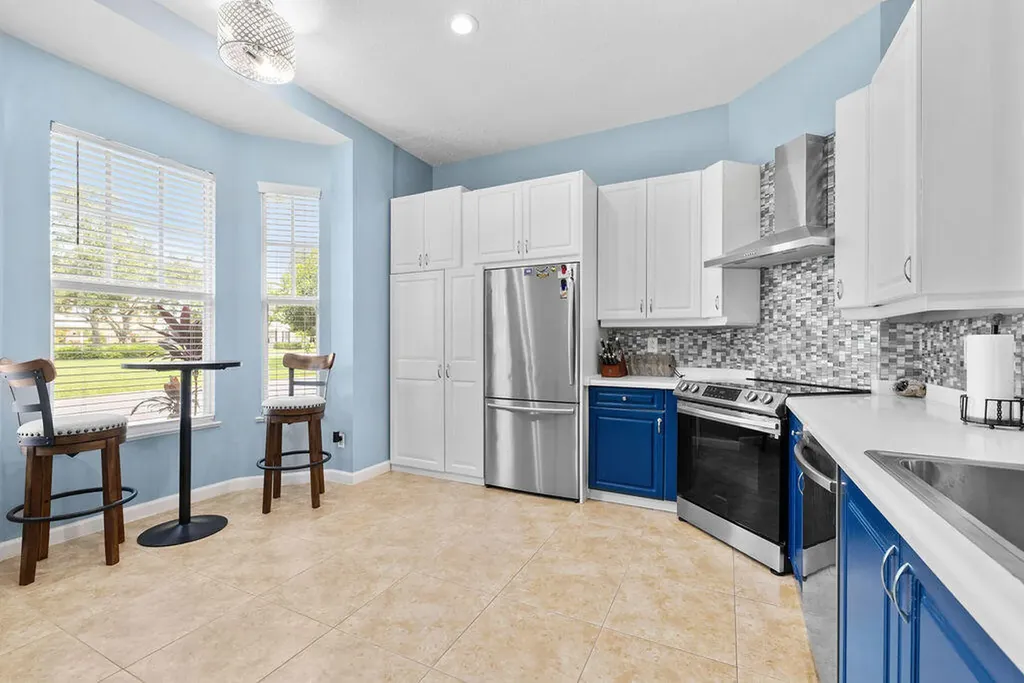 10518 SW Westlawn Boulevard Port St Lucie FL 34987