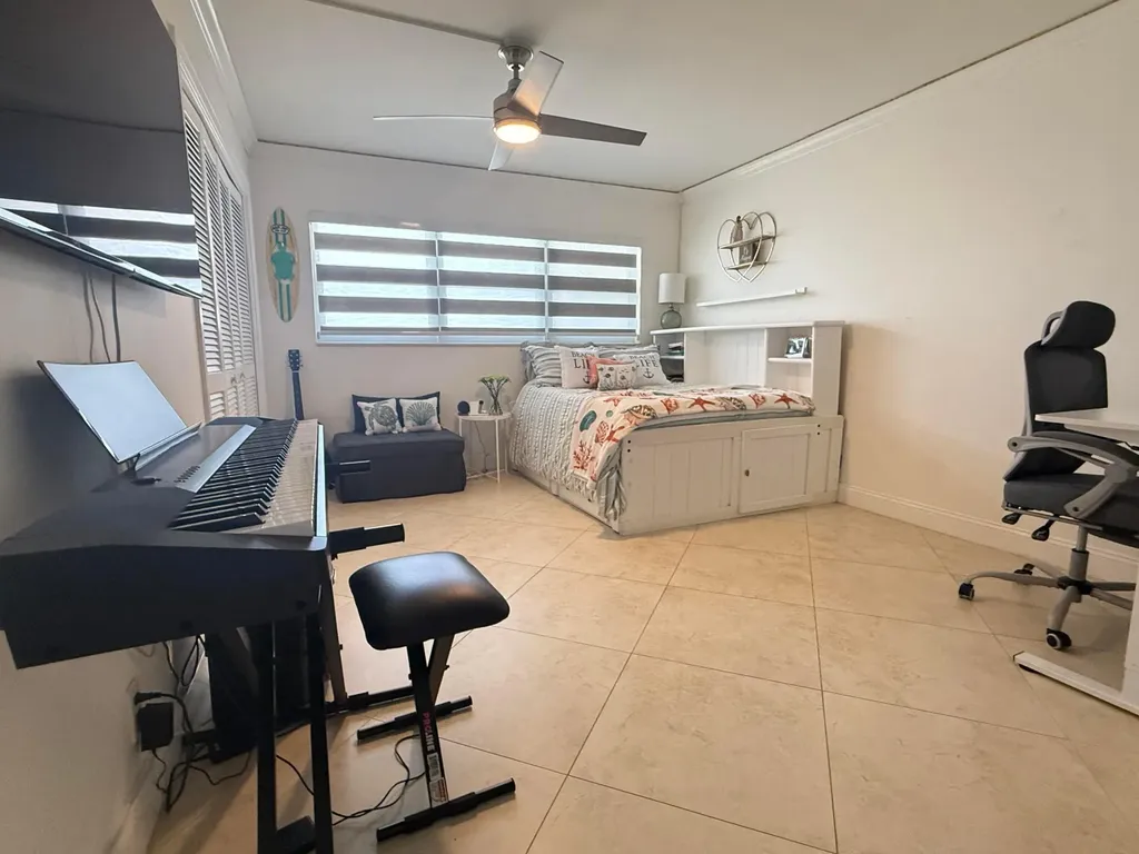 3180 NE 48th Court Lighthouse Point FL 33064