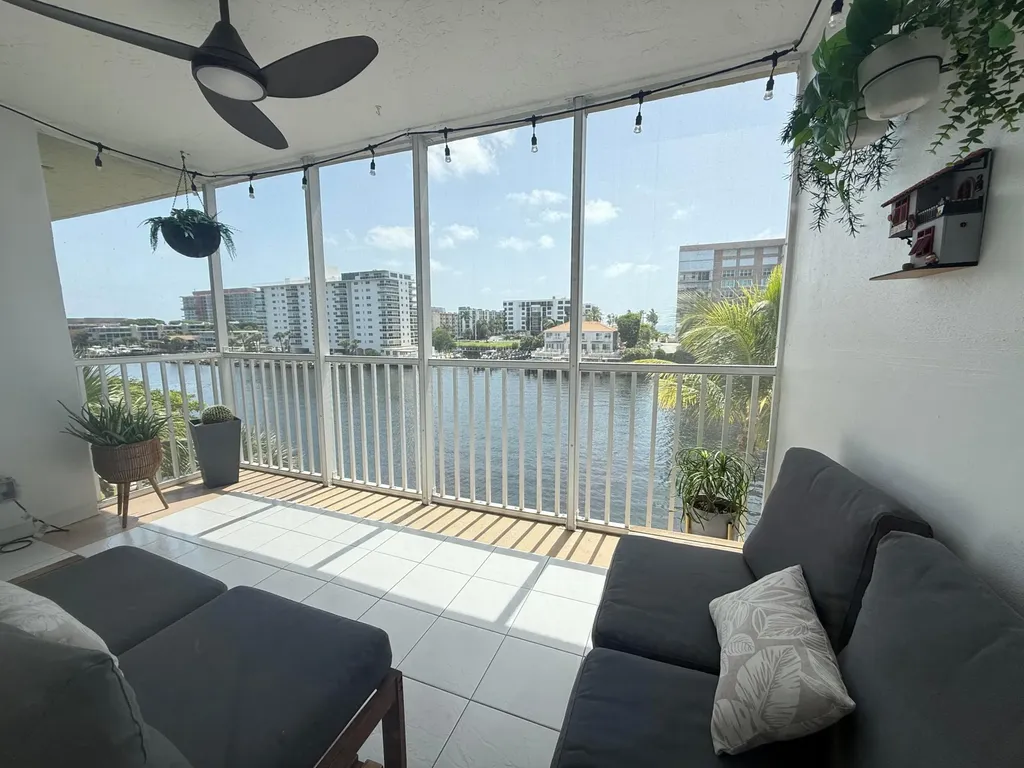 3180 NE 48th Court Lighthouse Point FL 33064