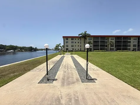 3180 NE 48th Court Lighthouse Point FL 33064