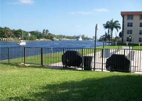 3180 NE 48th Court Lighthouse Point FL 33064