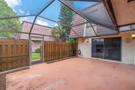 7633 Courtyard Run W Boca Raton FL 33433