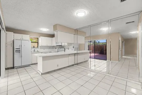 7633 Courtyard Run W Boca Raton FL 33433