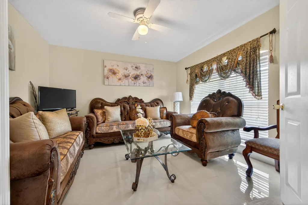 598 SW Kaabe Avenue Port St Lucie FL 34953