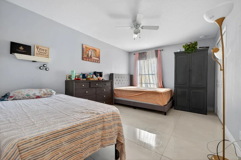 598 SW Kaabe Avenue Port St Lucie FL 34953