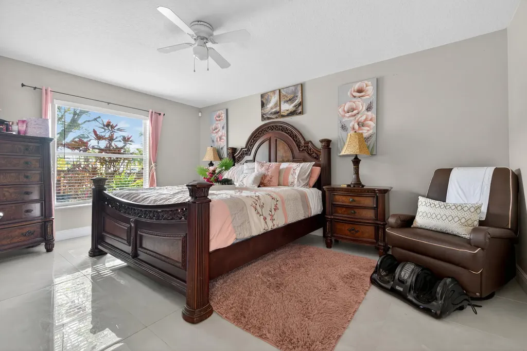 598 SW Kaabe Avenue Port St Lucie FL 34953