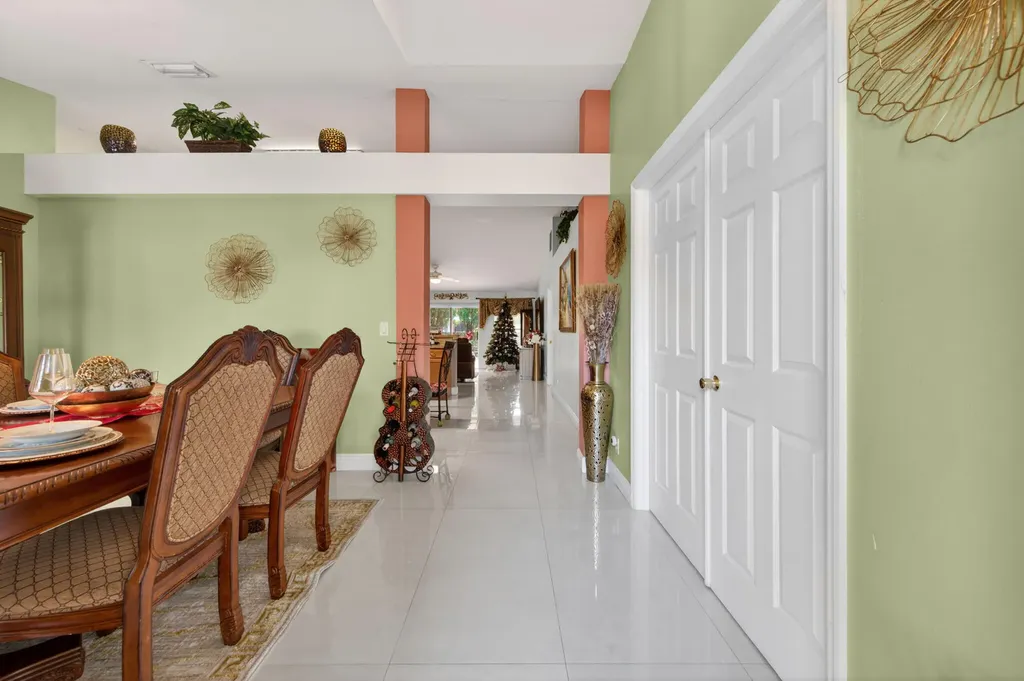 598 SW Kaabe Avenue Port St Lucie FL 34953
