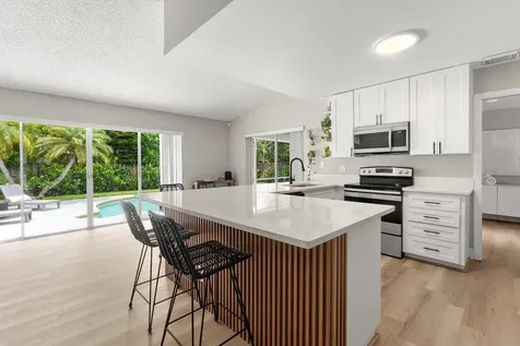 1739 Brae Burn Place Wellington FL 33414