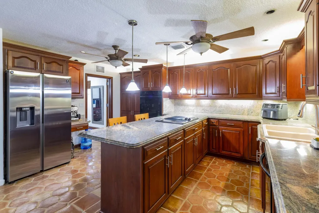7951 W Lake Drive Lake Clarke Shores FL 33406