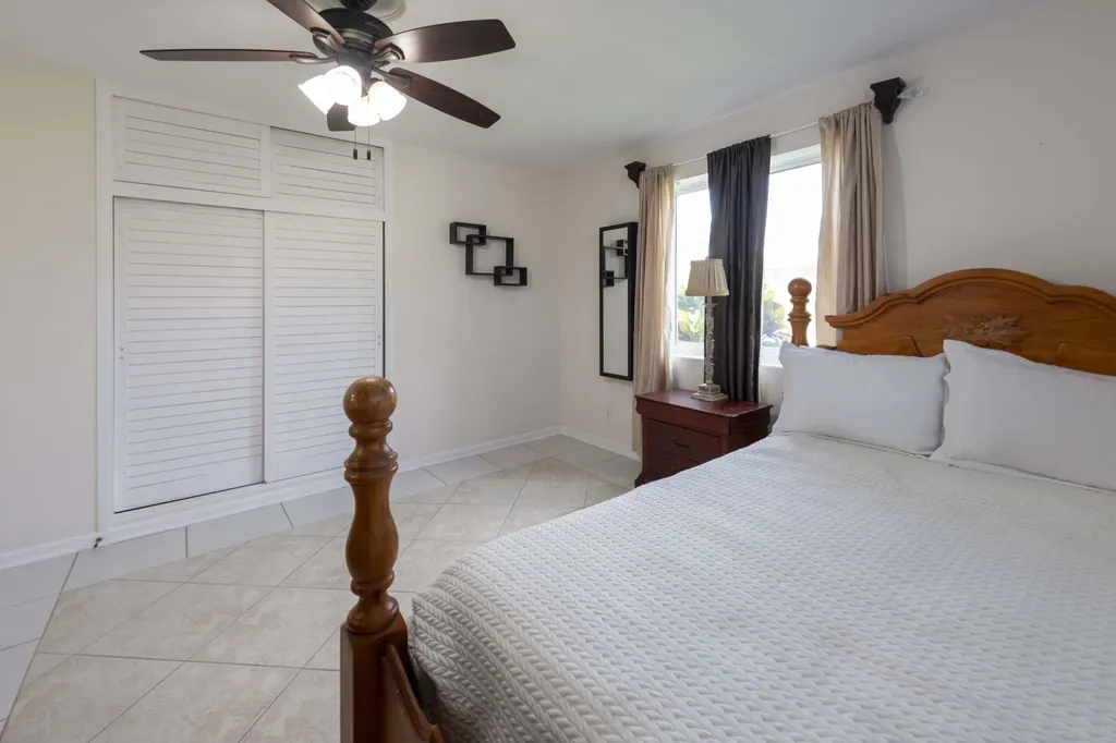 7951 W Lake Drive Lake Clarke Shores FL 33406