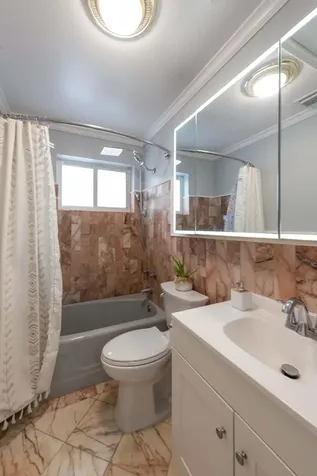 7951 W Lake Drive Lake Clarke Shores FL 33406