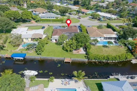 7951 W Lake Drive Lake Clarke Shores FL 33406