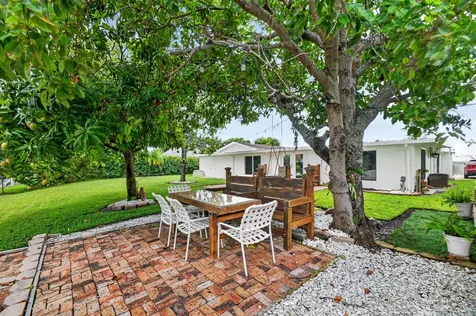 7951 W Lake Drive Lake Clarke Shores FL 33406