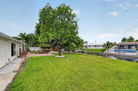 7951 W Lake Drive Lake Clarke Shores FL 33406