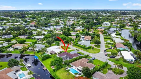 7951 W Lake Drive Lake Clarke Shores FL 33406
