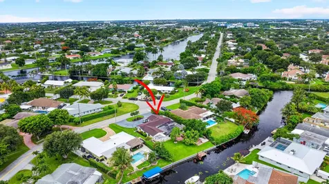 7951 W Lake Drive Lake Clarke Shores FL 33406