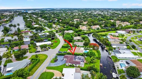 7951 W Lake Drive Lake Clarke Shores FL 33406