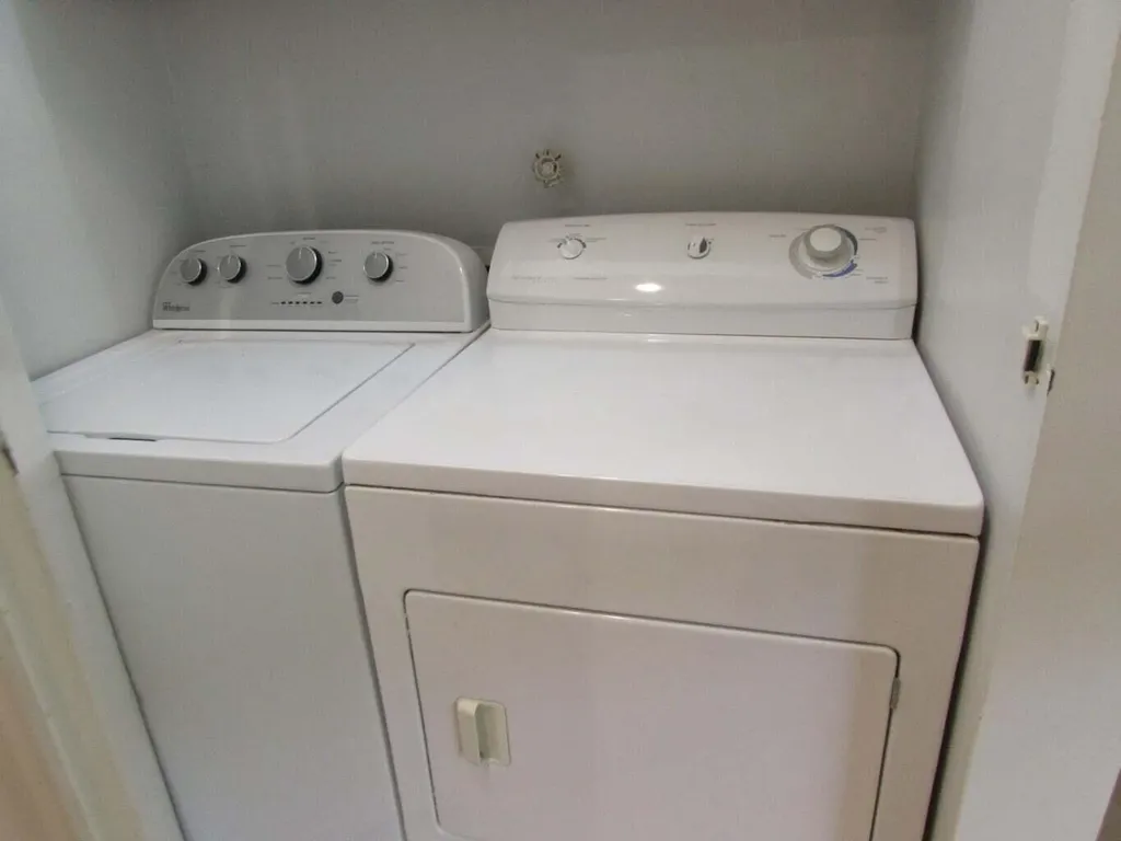 3007 SW 21st Terrace Delray Beach FL 33445