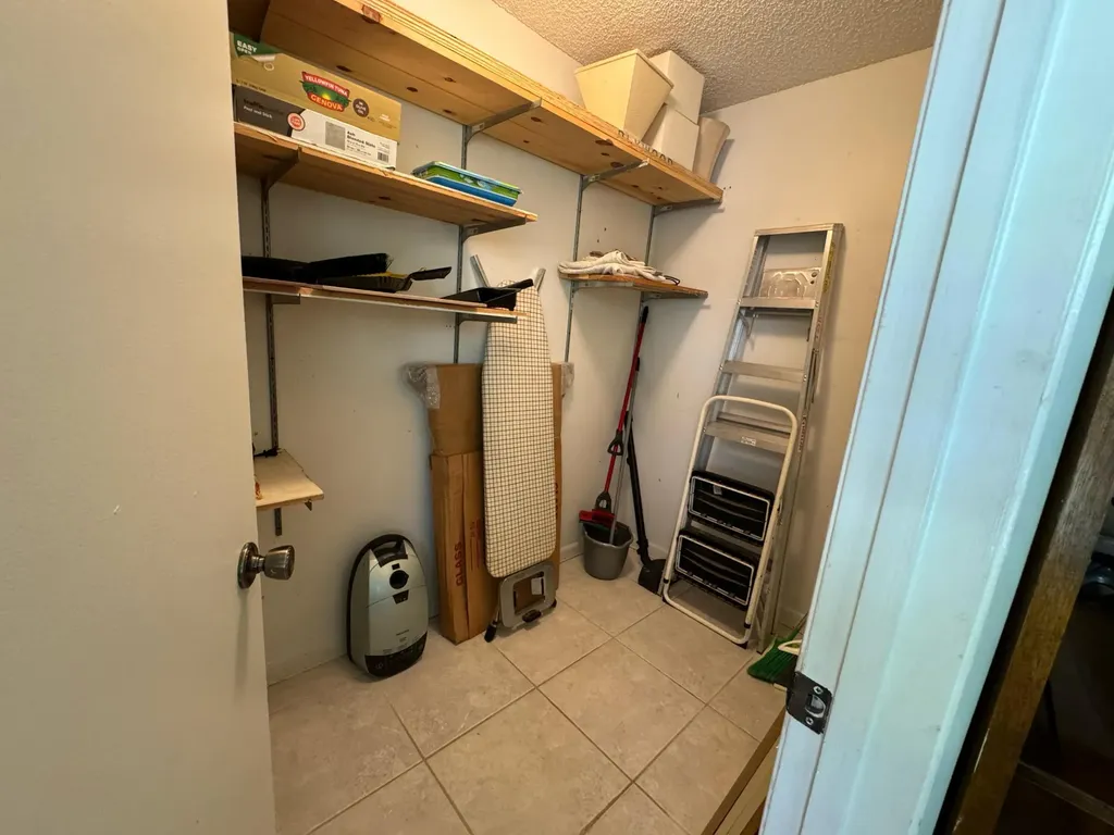 3007 SW 21st Terrace Delray Beach FL 33445