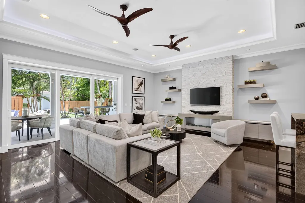 1329 SE 13th Terrace Fort Lauderdale FL 33316