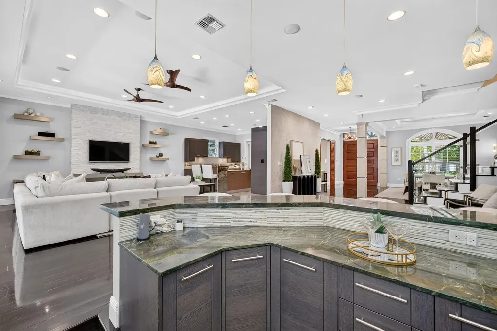 1329 SE 13th Terrace Fort Lauderdale FL 33316