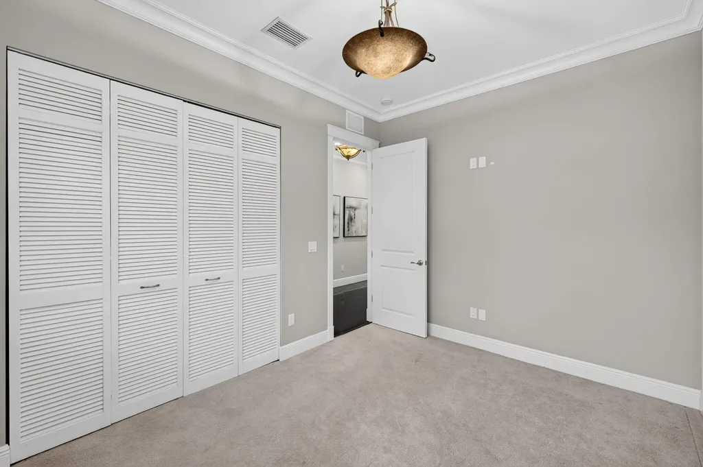 1329 SE 13th Terrace Fort Lauderdale FL 33316