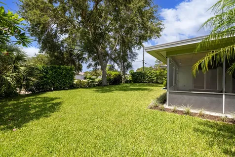 1002 SW 1st Street Boca Raton FL 33486