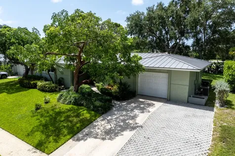 1002 SW 1st Street Boca Raton FL 33486