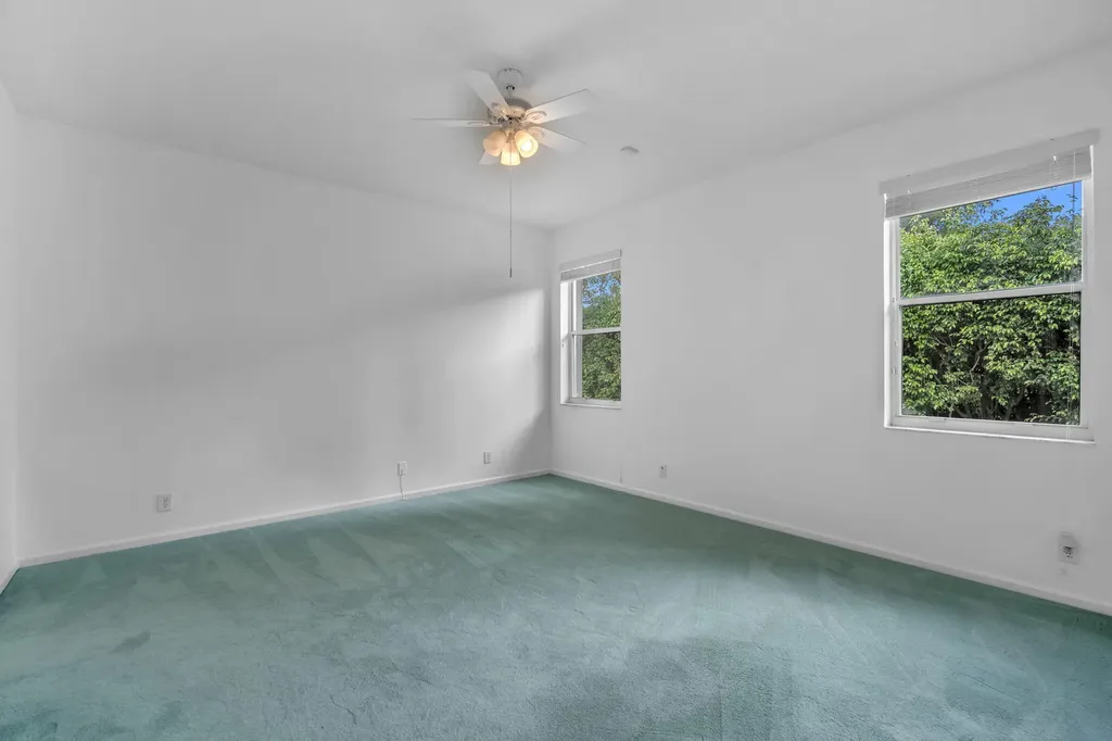 10788 Royal Caribbean Circle Boynton Beach FL 33437