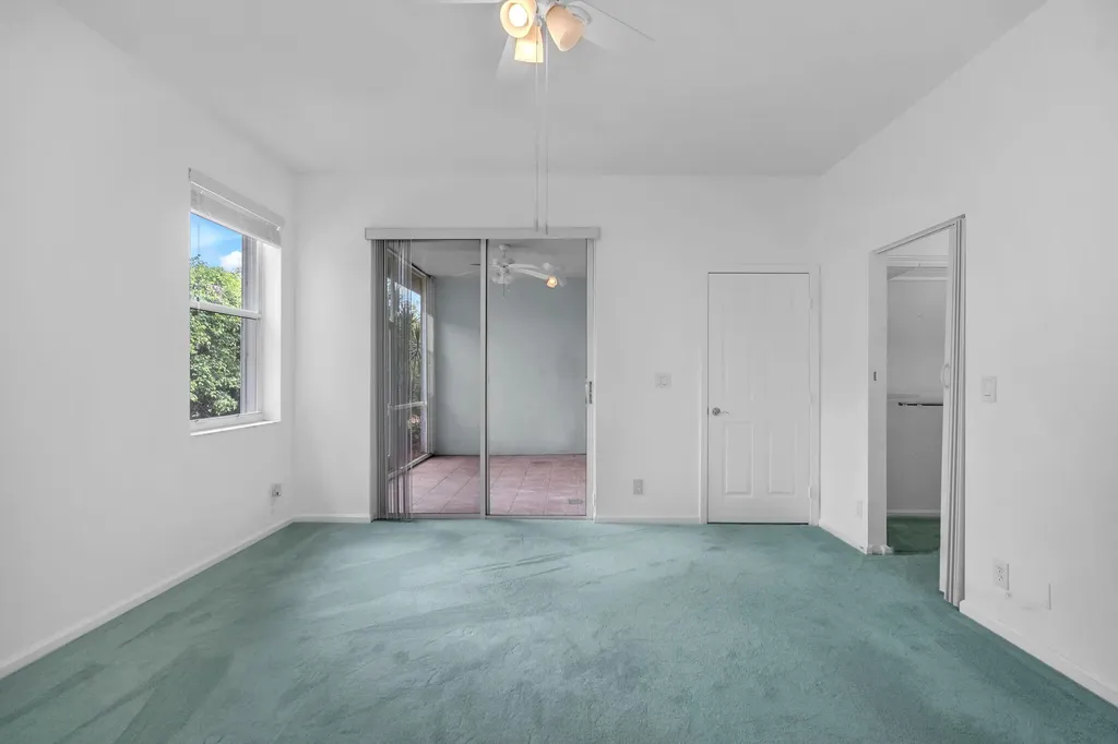 10788 Royal Caribbean Circle Boynton Beach FL 33437