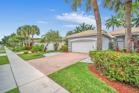 10788 Royal Caribbean Circle Boynton Beach FL 33437