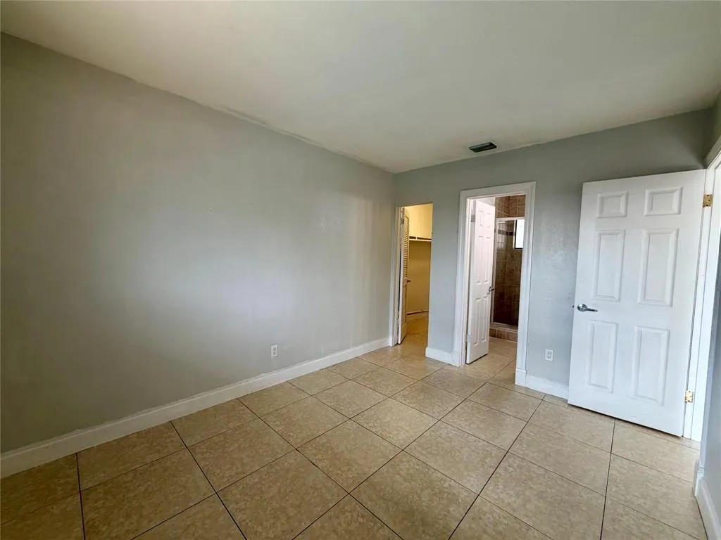 1023 NW 1st Avenue Fort Lauderdale FL 33311