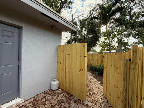 1023 NW 1st Avenue Fort Lauderdale FL 33311