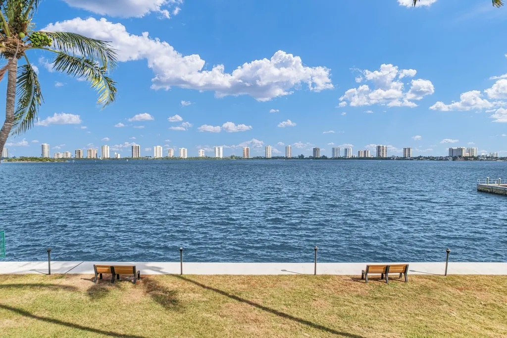 1030 Lake Shore Drive West Palm Beach FL 33403