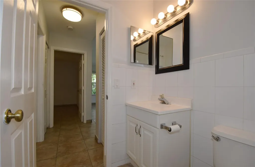 501 SW 17th Street Fort Lauderdale FL 33315