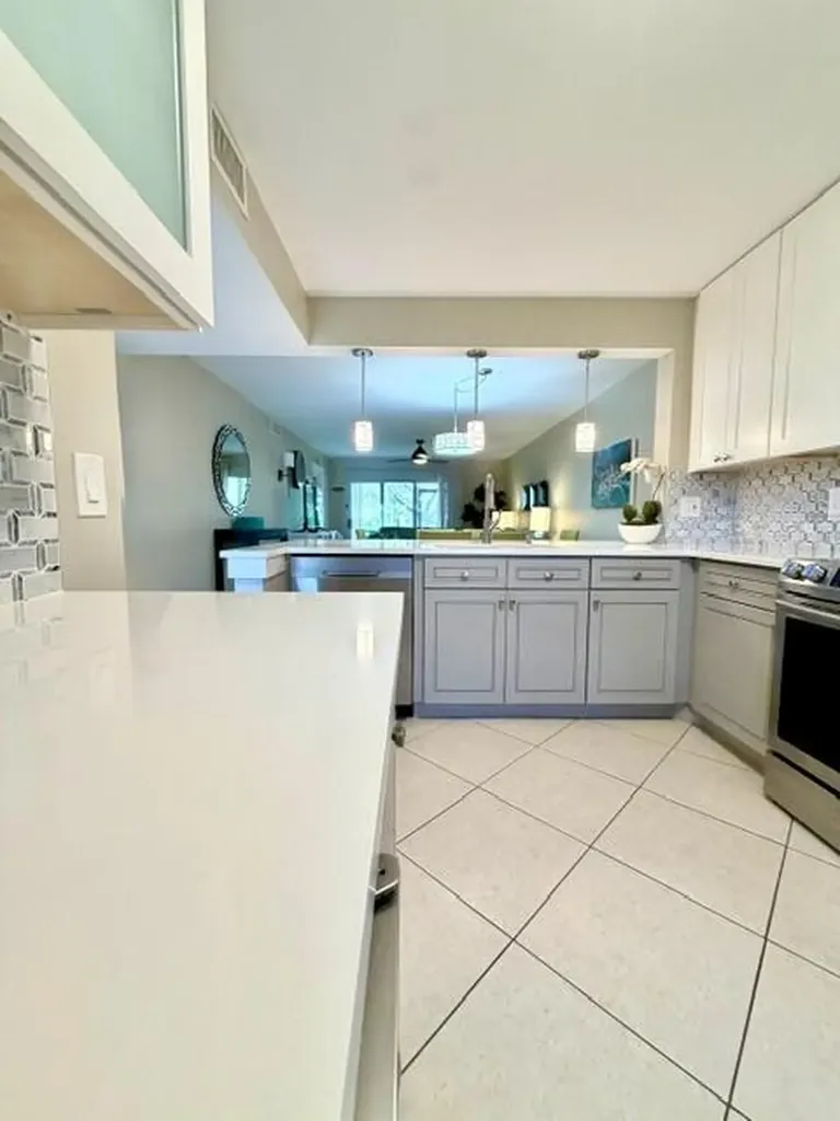 22148 Palms Way Boca Raton FL 33433