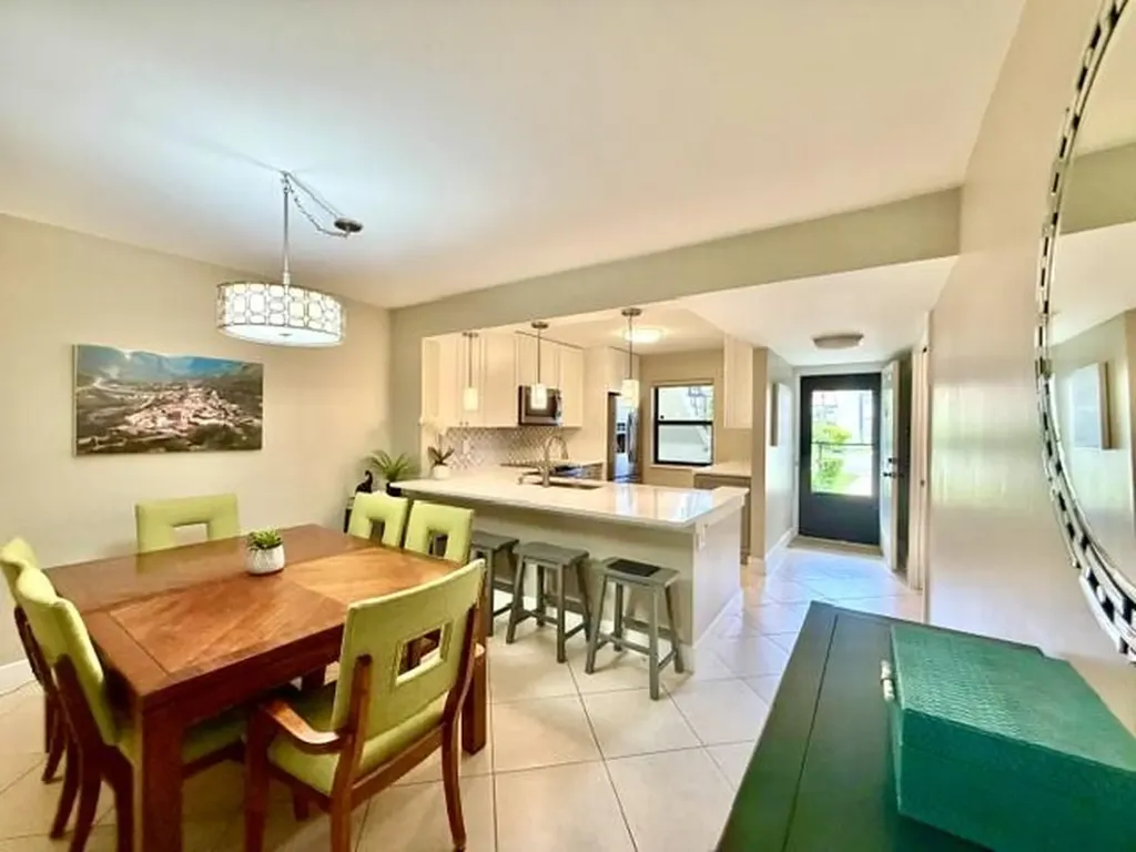 22148 Palms Way Boca Raton FL 33433