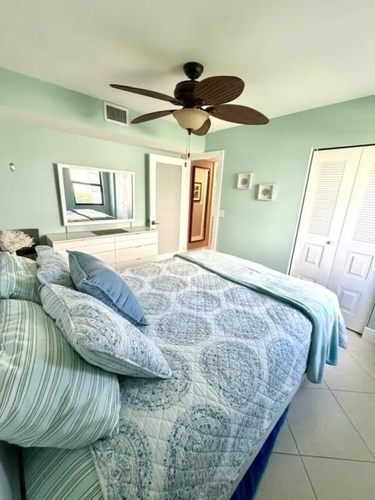 22148 Palms Way Boca Raton FL 33433