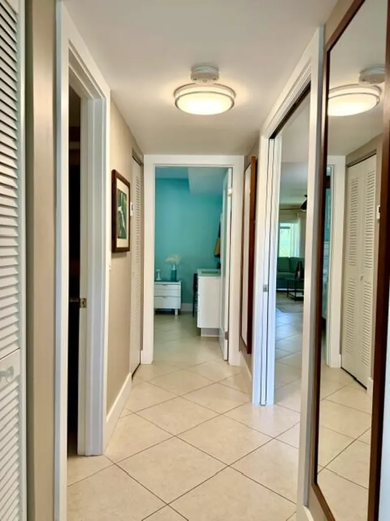 22148 Palms Way Boca Raton FL 33433
