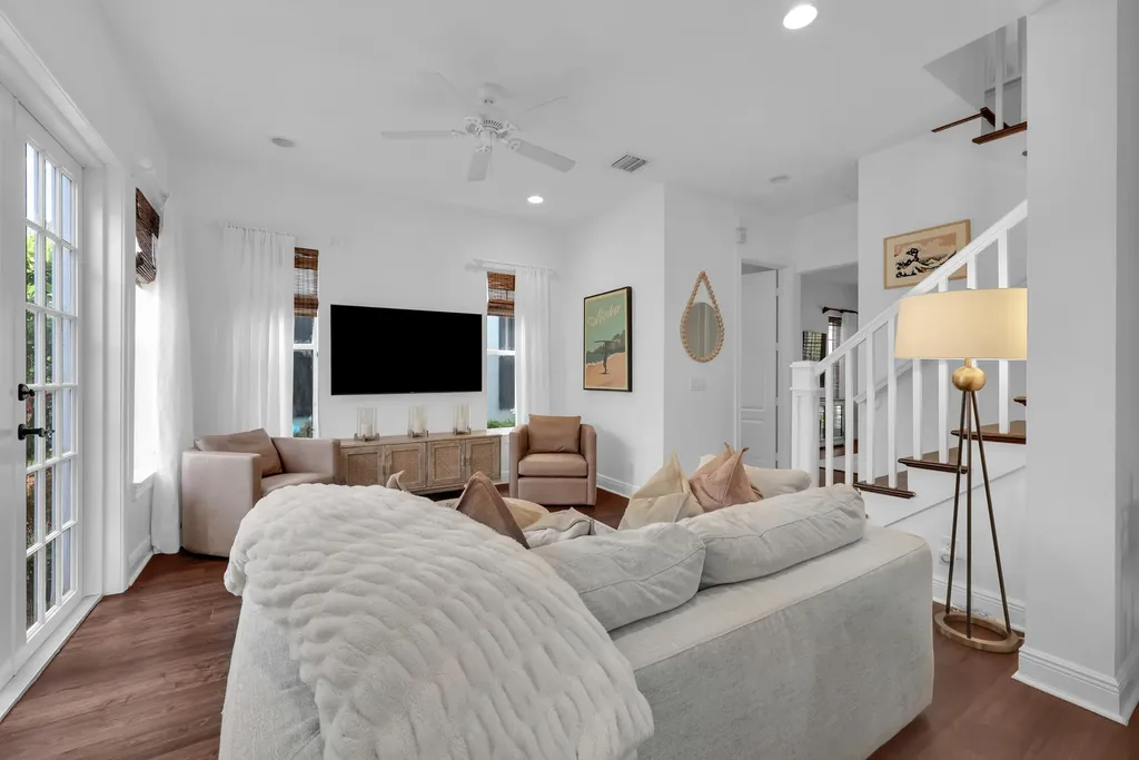 212 W Bay Cedar Circle Jupiter FL 33458