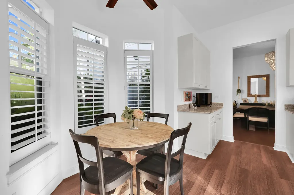 212 W Bay Cedar Circle Jupiter FL 33458
