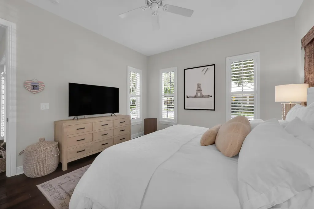 212 W Bay Cedar Circle Jupiter FL 33458