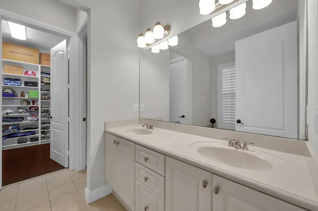 212 W Bay Cedar Circle Jupiter FL 33458