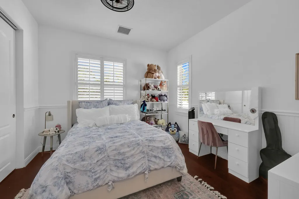 212 W Bay Cedar Circle Jupiter FL 33458